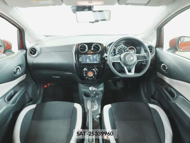 Nissan NOTE 2017-01 8666682-5