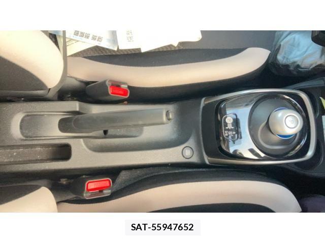Nissan NOTE 2018-03 8660776-17