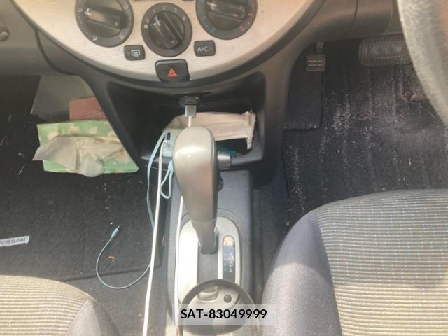 Nissan NOTE 2009-11 8666686-17