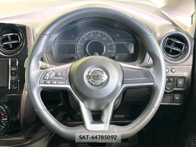 Nissan NOTE 2016-11 8666675-10