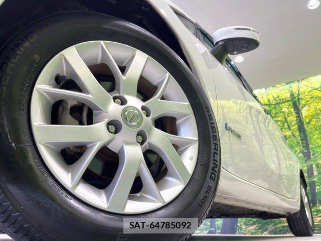 Nissan NOTE 2016-11 8666675-12