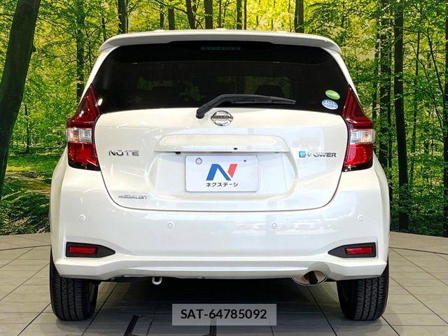 Nissan NOTE 2016-11 8666675-14