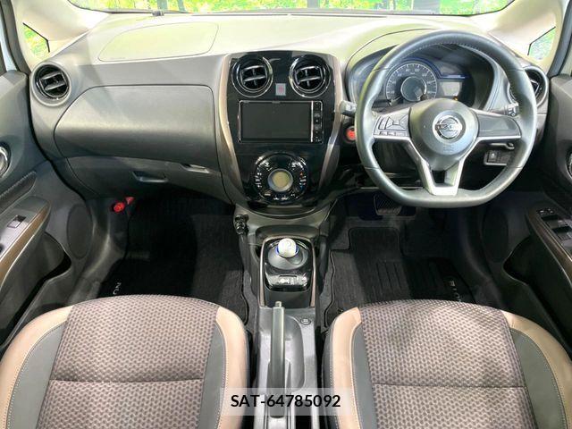 Nissan NOTE 2016-11 8666675-1