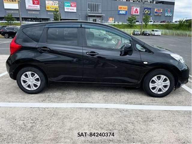 Nissan NOTE 2013-05 8660787-8