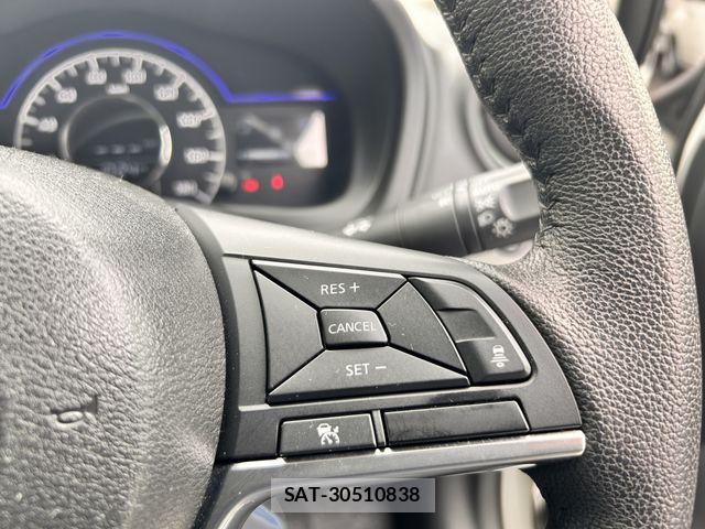 Nissan NOTE 2019-07 8660766-9