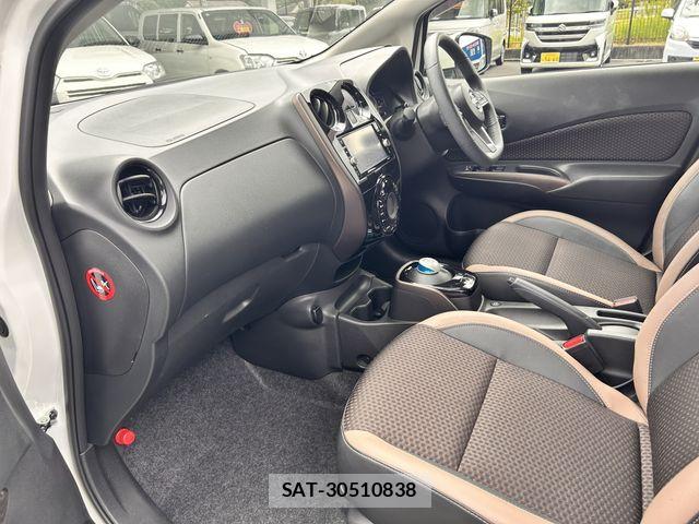 Nissan NOTE 2019-07 8660766-13
