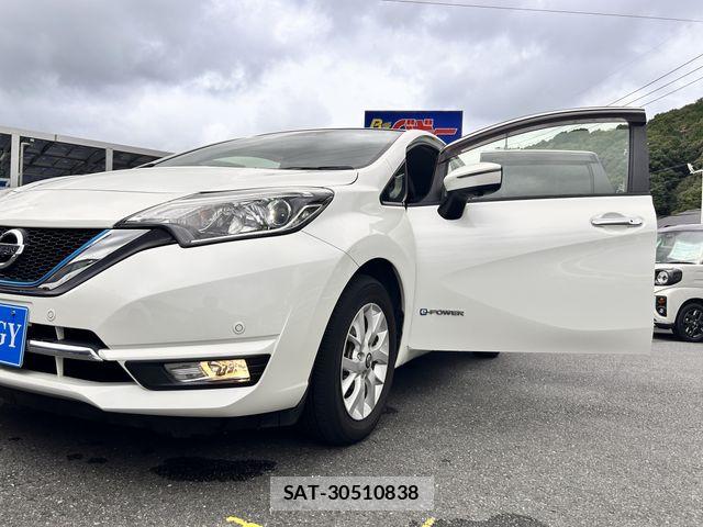 Nissan NOTE 2019-07 8660766-18
