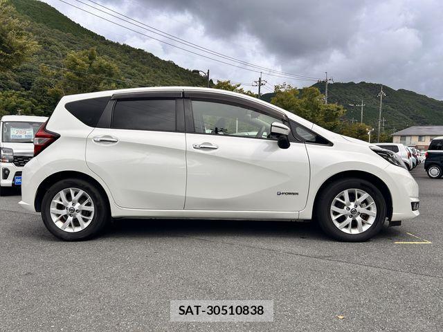 Nissan NOTE 2019-07 8660766-2