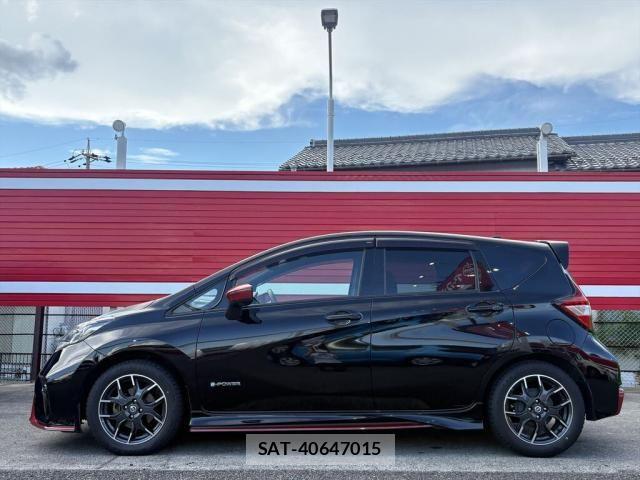 Nissan NOTE 2018-01 8666677-4