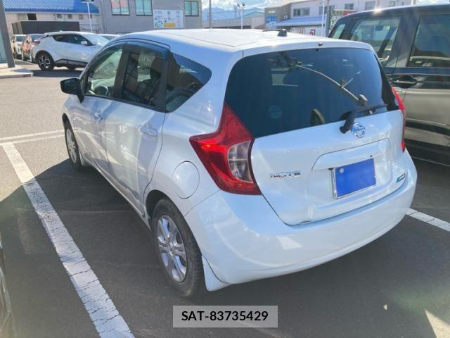 Nissan NOTE 2015-09 8666684-10