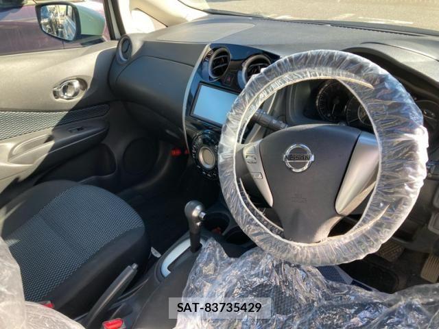 Nissan NOTE 2015-09 8666684-14