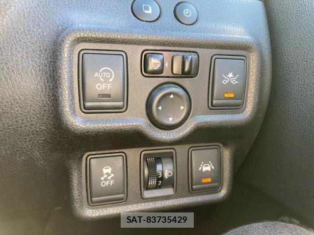 Nissan NOTE 2015-09 8666684-19