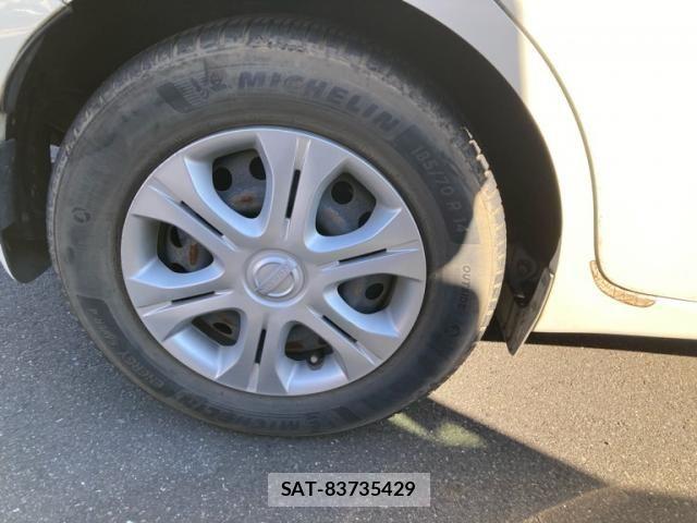 Nissan NOTE 2015-09 8666684-6