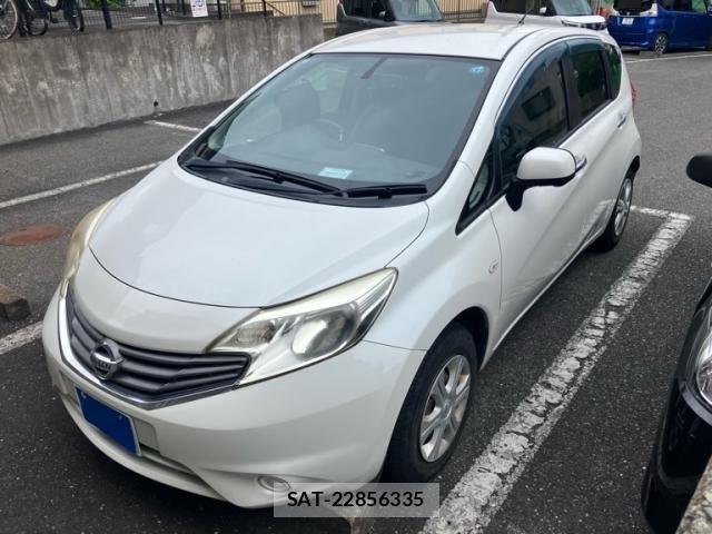 Nissan NOTE 2013-01 8660802-0