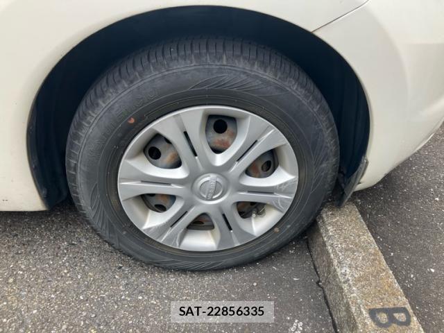 Nissan NOTE 2013-01 8660802-10