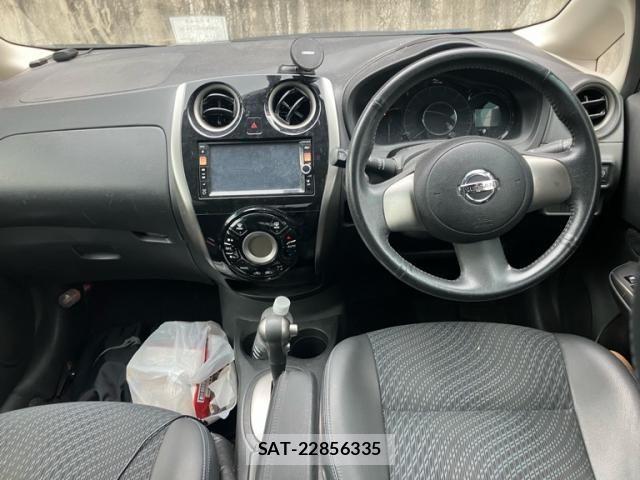 Nissan NOTE 2013-01 8660802-16