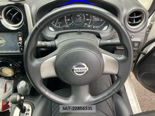 Nissan NOTE 2013-01 8660802-17
