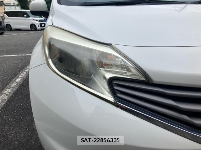 Nissan NOTE 2013-01 8660802-5