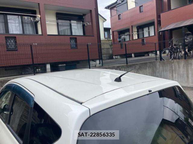 Nissan NOTE 2013-01 8660802-8
