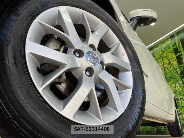 Nissan NOTE 2017-08 8660764-12
