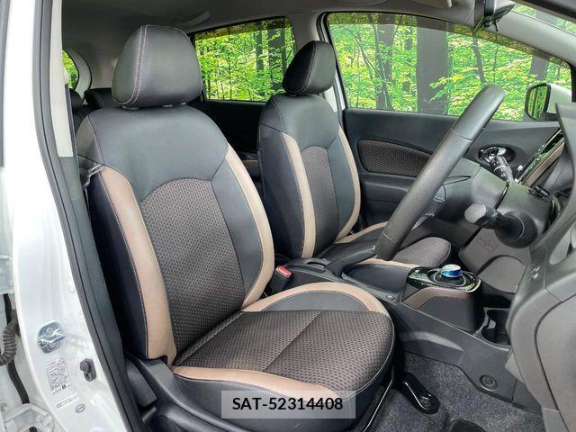 Nissan NOTE 2017-08 8660764-7