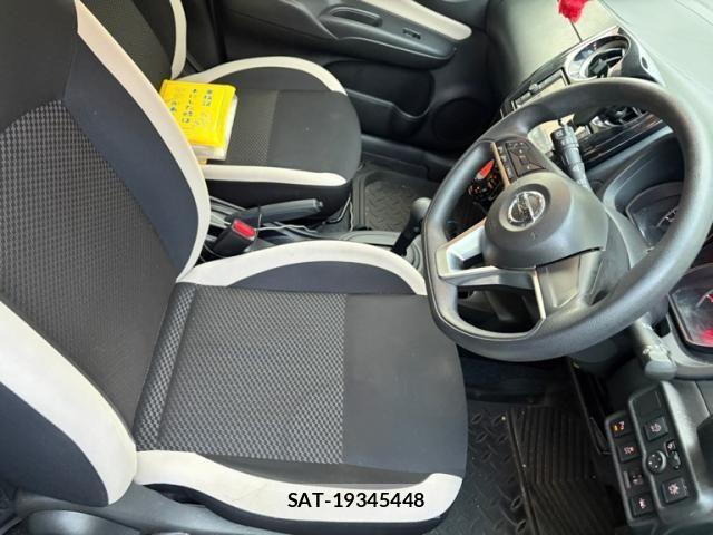Nissan NOTE 2020-11 8660780-9