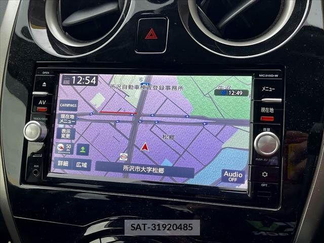 Nissan NOTE 2015-10 8660782-11