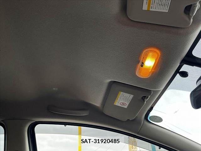 Nissan NOTE 2015-10 8660782-22