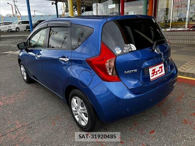 Nissan NOTE 2015-10 8660782-7