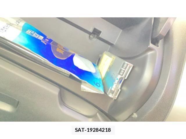 Nissan NOTE 2013-09 8660798-15