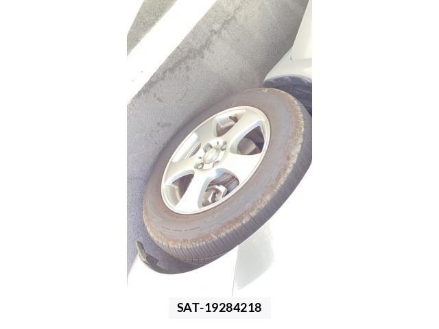 Nissan NOTE 2013-09 8660798-6