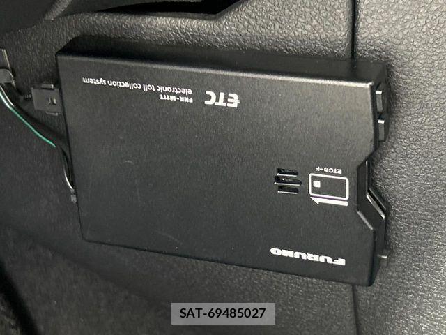 Nissan NOTE 2021-07 8660753-6