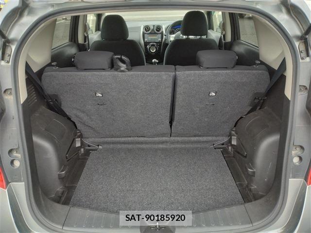 Nissan NOTE 2013-09 8660790-14