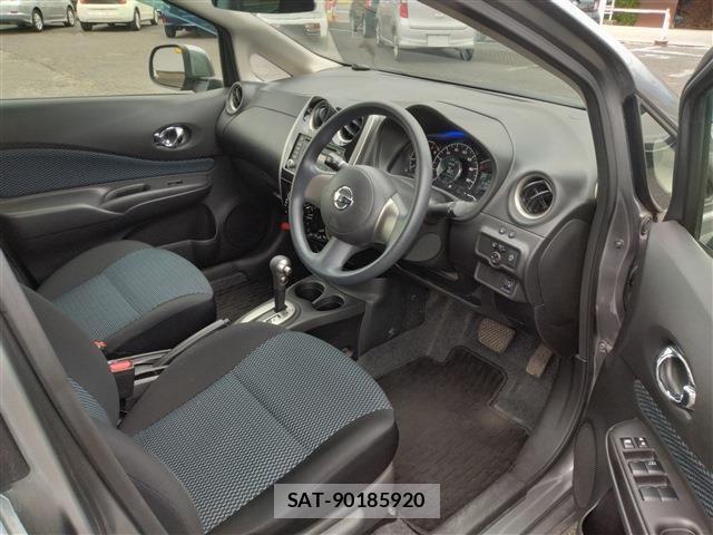 Nissan NOTE 2013-09 8660790-17