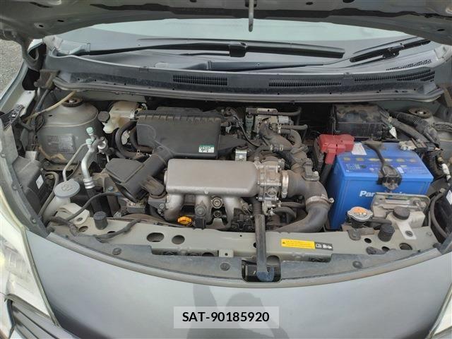 Nissan NOTE 2013-09 8660790-23