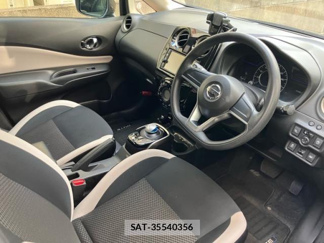 Nissan NOTE 2017-02 8660783-11