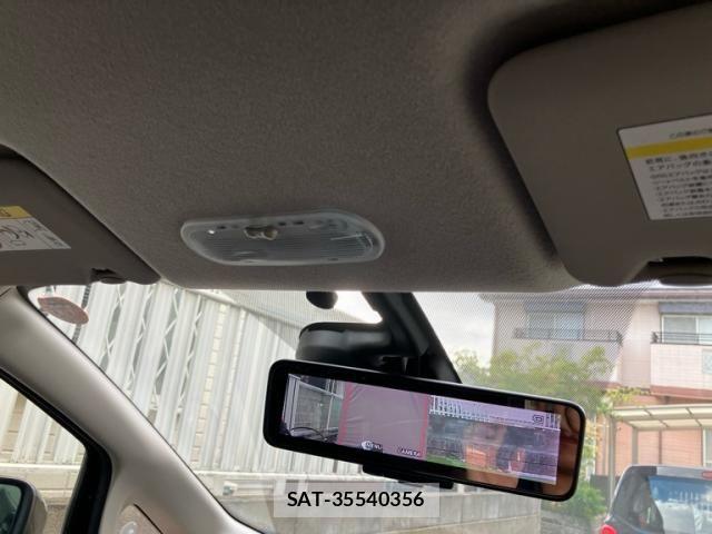 Nissan NOTE 2017-02 8660783-17