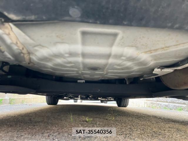 Nissan NOTE 2017-02 8660783-5