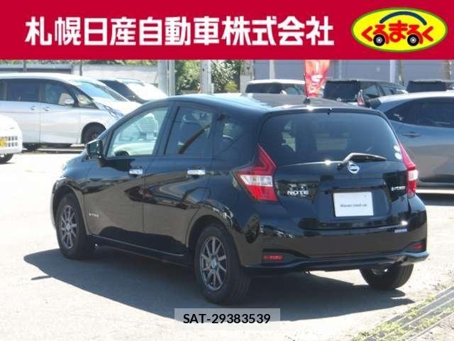 Nissan NOTE 2018-02 8660775-2