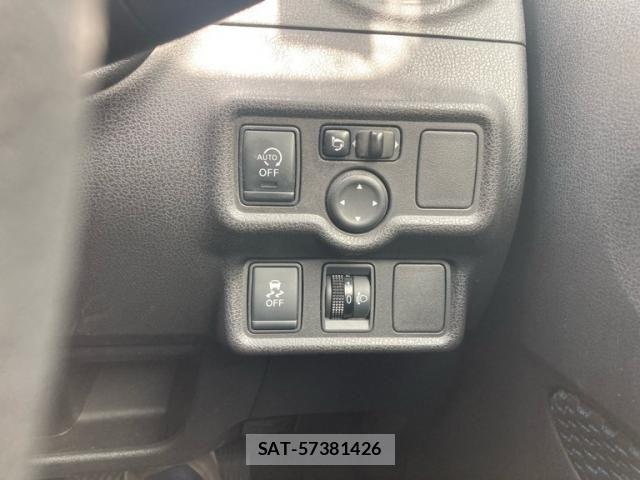 Nissan NOTE 2014-11 8660799-20