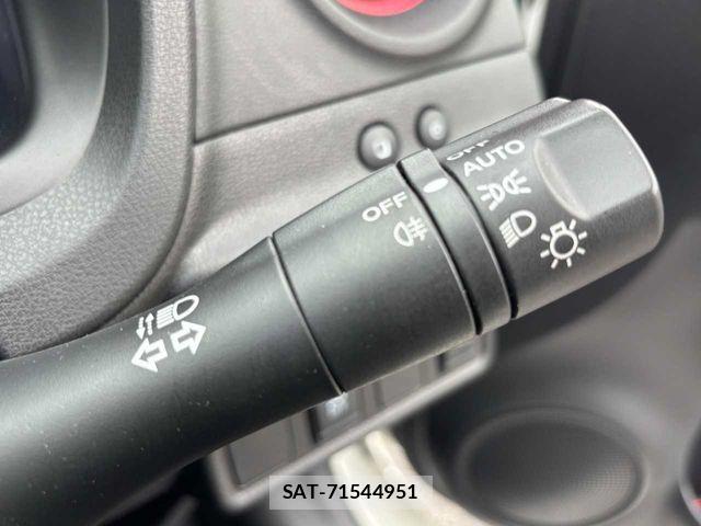 Nissan NOTE 2019-10 8660761-15