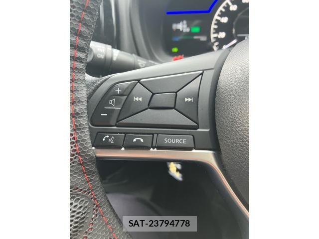 Nissan NOTE 2018-02 8660789-15