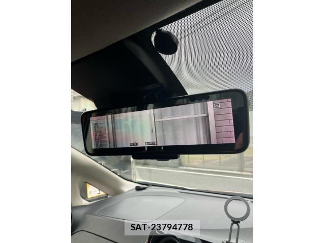 Nissan NOTE 2018-02 8660789-21
