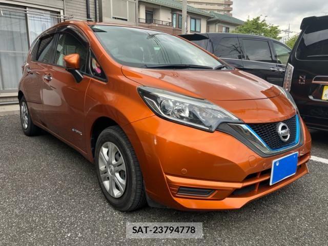 Nissan NOTE 2018-02 8660789-2