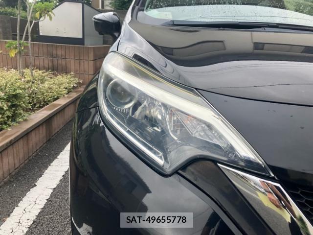 Nissan NOTE 2017-06 8660788-9