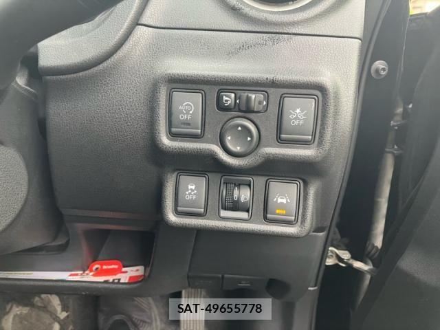 Nissan NOTE 2017-06 8660788-17