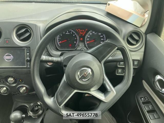 Nissan NOTE 2017-06 8660788-18