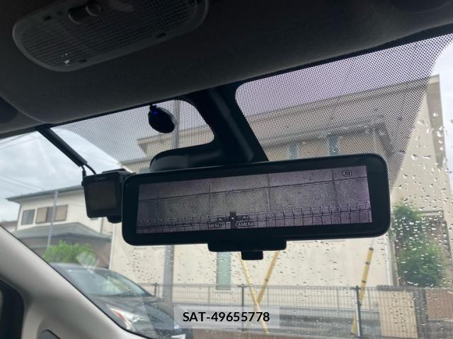 Nissan NOTE 2017-06 8660788-24