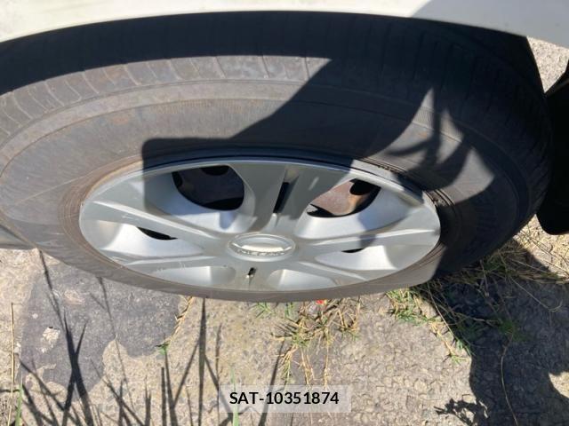 Nissan NOTE 2017-03 8660785-9