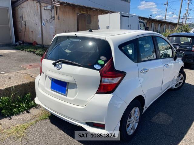 Nissan NOTE 2017-03 8660785-5